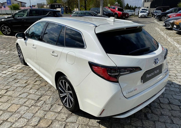 Toyota Corolla cena 95900 przebieg: 131695, rok produkcji 2021 z Zawadzkie małe 191